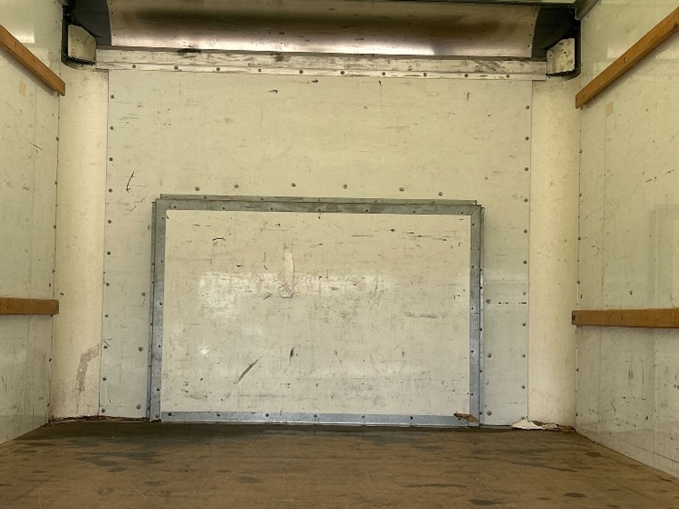 Light Duty Box Truck-Light and Medium Duty Trucks-Ford-2022-E350-Dallas-TX-86,509\n\t\tmiles-$ 32,250 - Image 27