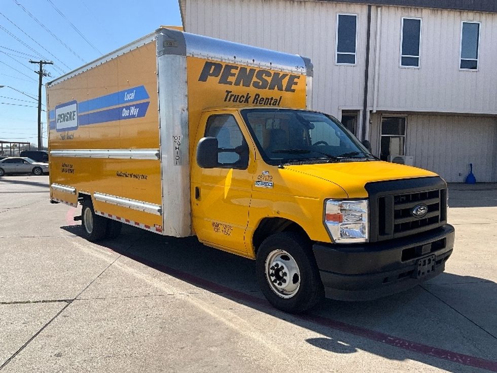 Light Duty Box Truck-Light and Medium Duty Trucks-Ford-2022-E350-Dallas-TX-98,808\n\t\tmiles-$ 27,500 - Image 1