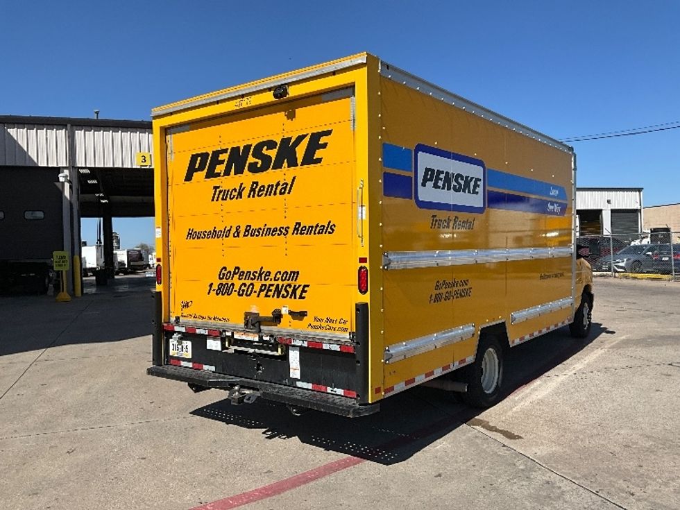 Light Duty Box Truck-Light and Medium Duty Trucks-Ford-2022-E350-Dallas-TX-98,808\n\t\tmiles-$ 27,500 - Image 13