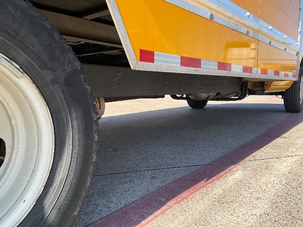 Light Duty Box Truck-Light and Medium Duty Trucks-Ford-2022-E350-Dallas-TX-98,808\n\t\tmiles-$ 27,500 - Image 14