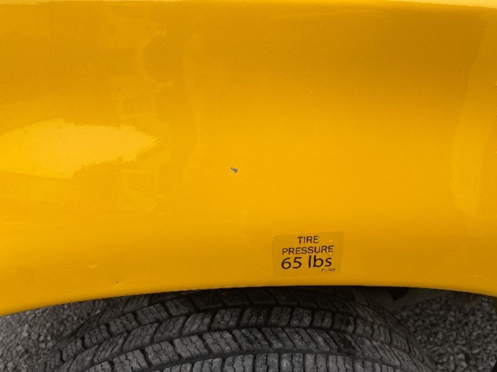 Light Duty Box Truck-Light and Medium Duty Trucks-Ford-2022-E350-Dalton-GA-93,813\n\t\tmiles-$ 30,000 - Image 26