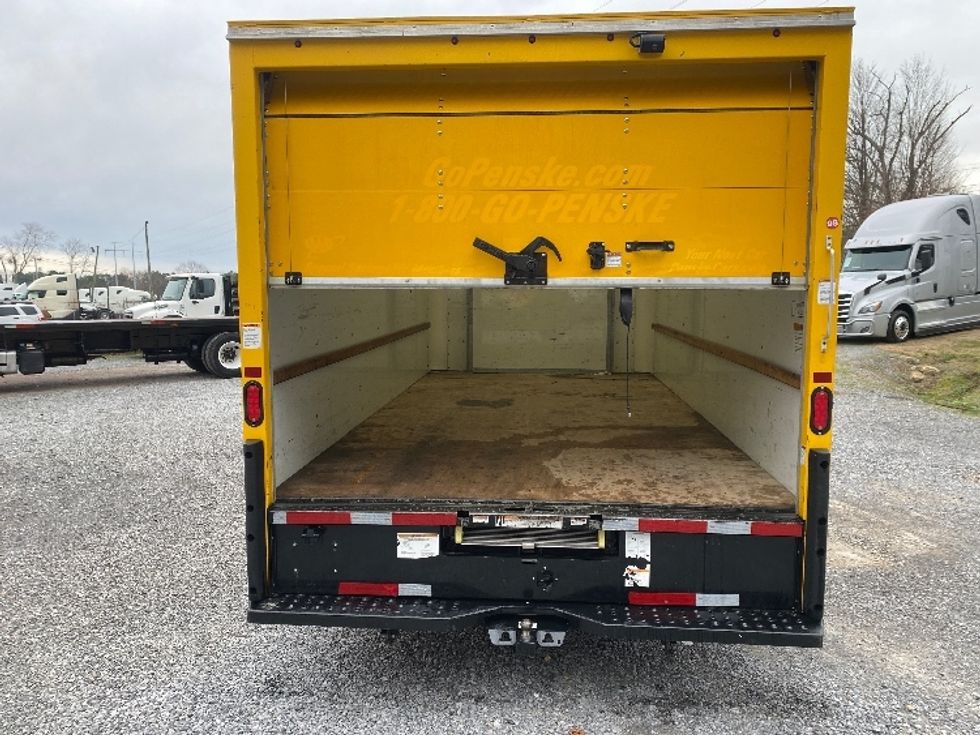 Light Duty Box Truck-Light and Medium Duty Trucks-Ford-2022-E350-Dalton-GA-93,813\n\t\tmiles-$ 30,000 - Image 9