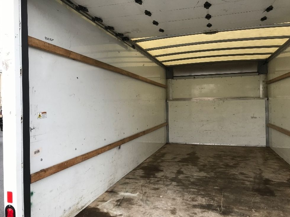 Light Duty Box Truck-Light and Medium Duty Trucks-Ford-2022-E350-Dayton-NJ-64,186\n\t\tmiles-$ 36,750 - Image 11