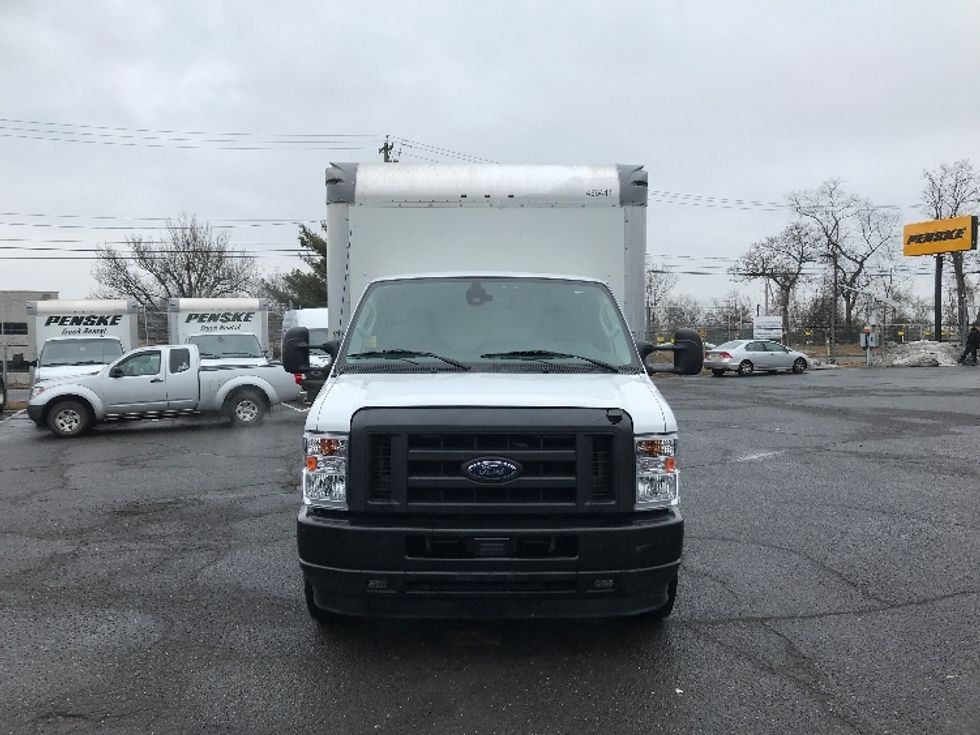 Light Duty Box Truck-Light and Medium Duty Trucks-Ford-2022-E350-Dayton-NJ-64,186\n\t\tmiles-$ 36,750 - Image 2