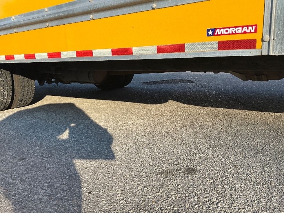 Light Duty Box Truck-Light and Medium Duty Trucks-Ford-2022-E350-Daytona Beach-FL-87,686\n\t\tmiles-$ 30,750 - Image 14