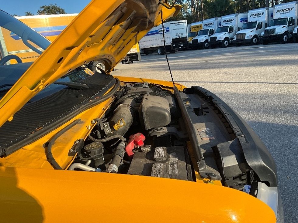 Light Duty Box Truck-Light and Medium Duty Trucks-Ford-2022-E350-Daytona Beach-FL-87,686\n\t\tmiles-$ 30,750 - Image 23