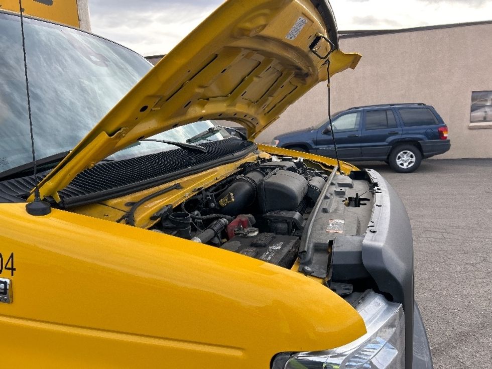 Light Duty Box Truck-Light and Medium Duty Trucks-Ford-2022-E350-Denver-CO-105,557\n\t\tmiles-$ 27,750 - Image 21