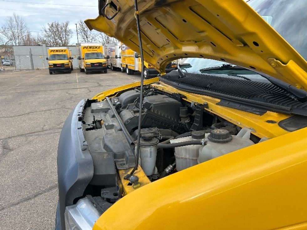 Light Duty Box Truck-Light and Medium Duty Trucks-Ford-2022-E350-Denver-CO-105,557\n\t\tmiles-$ 27,750 - Image 22