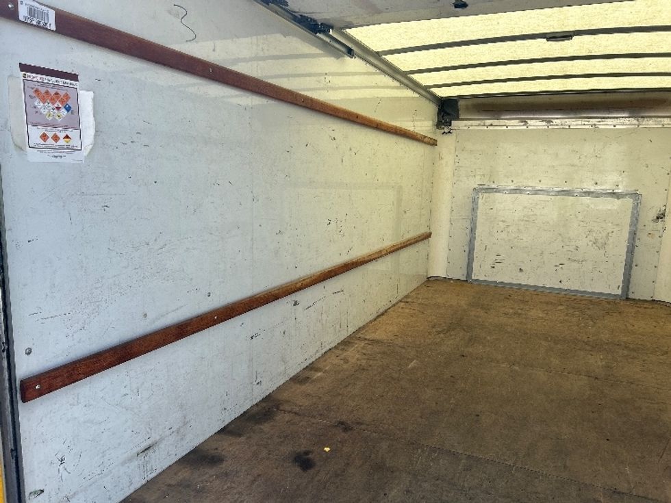 Light Duty Box Truck-Light and Medium Duty Trucks-Ford-2022-E350-Denver-CO-85,997\n\t\tmiles-$ 26,250 - Image 11