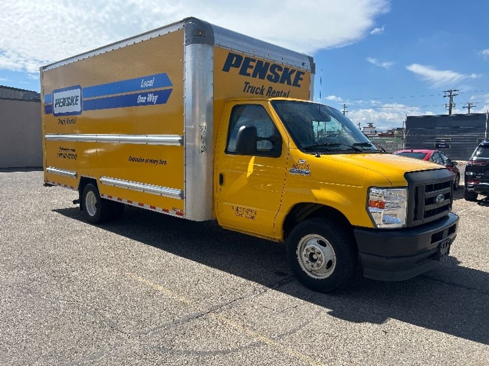 Light Duty Box Truck-Light and Medium Duty Trucks-Ford-2022-E350-Denver-CO-89,402\n\t\tmiles-$ 28,500 - Image 1
