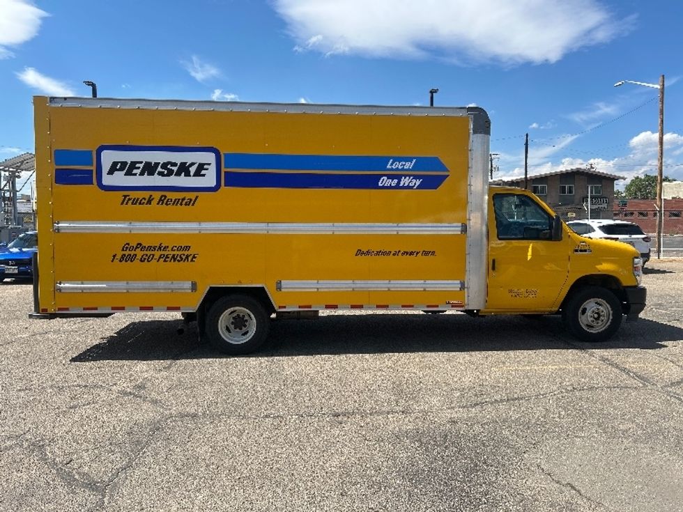 Light Duty Box Truck-Light and Medium Duty Trucks-Ford-2022-E350-Denver-CO-89,402\n\t\tmiles-$ 28,500 - Image 13