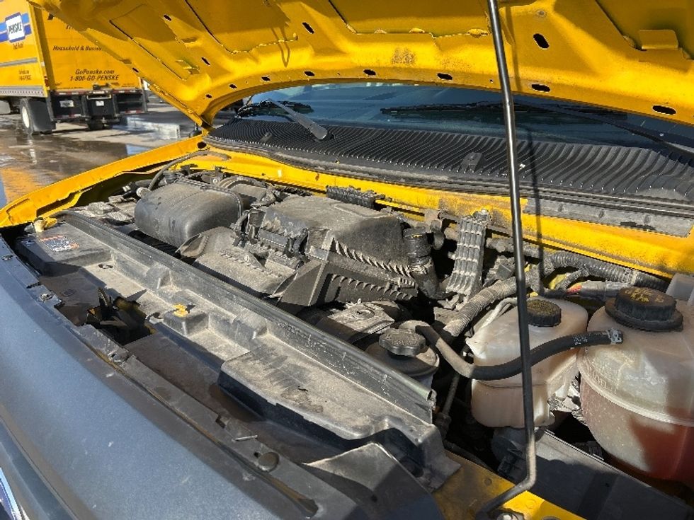 Light Duty Box Truck-Light and Medium Duty Trucks-Ford-2022-E350-Des Moines-IA-93,422\n\t\tmiles-$ 28,250 - Image 20