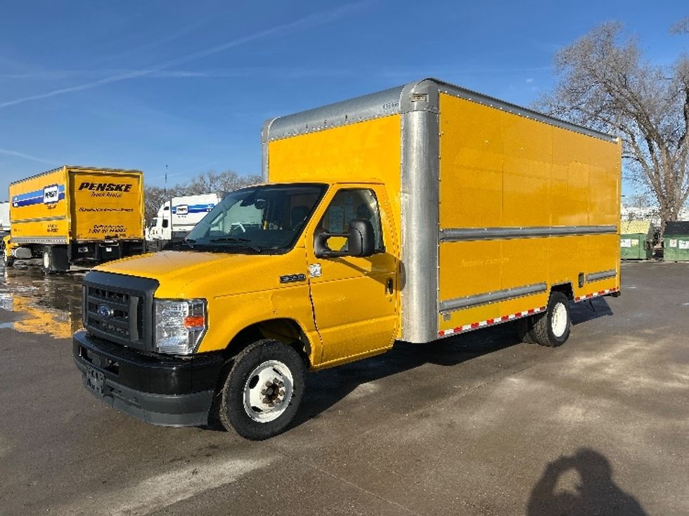 Light Duty Box Truck-Light and Medium Duty Trucks-Ford-2022-E350-Des Moines-IA-93,422\n\t\tmiles-$ 28,250 - Image 3