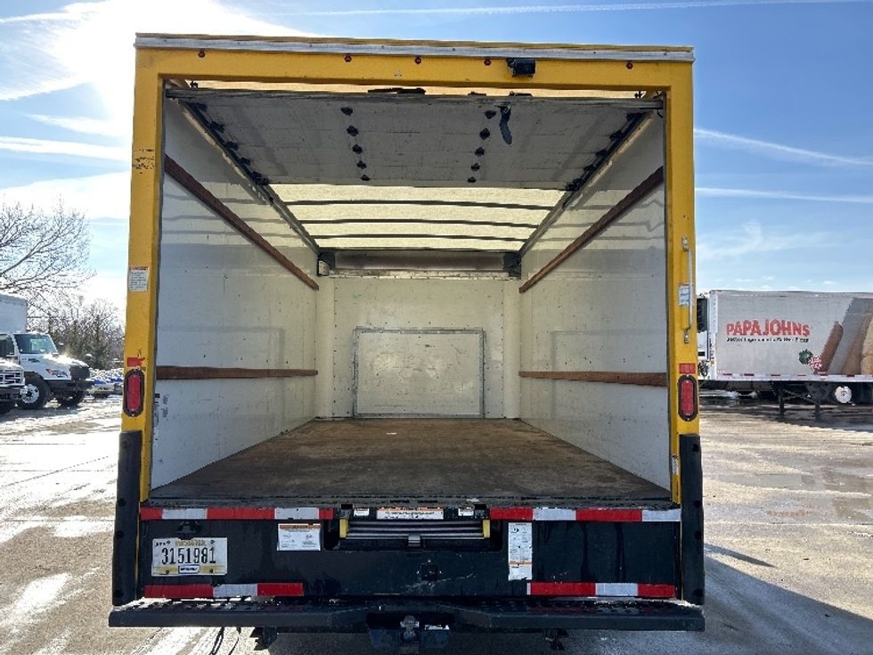 Light Duty Box Truck-Light and Medium Duty Trucks-Ford-2022-E350-Des Moines-IA-93,422\n\t\tmiles-$ 28,250 - Image 7