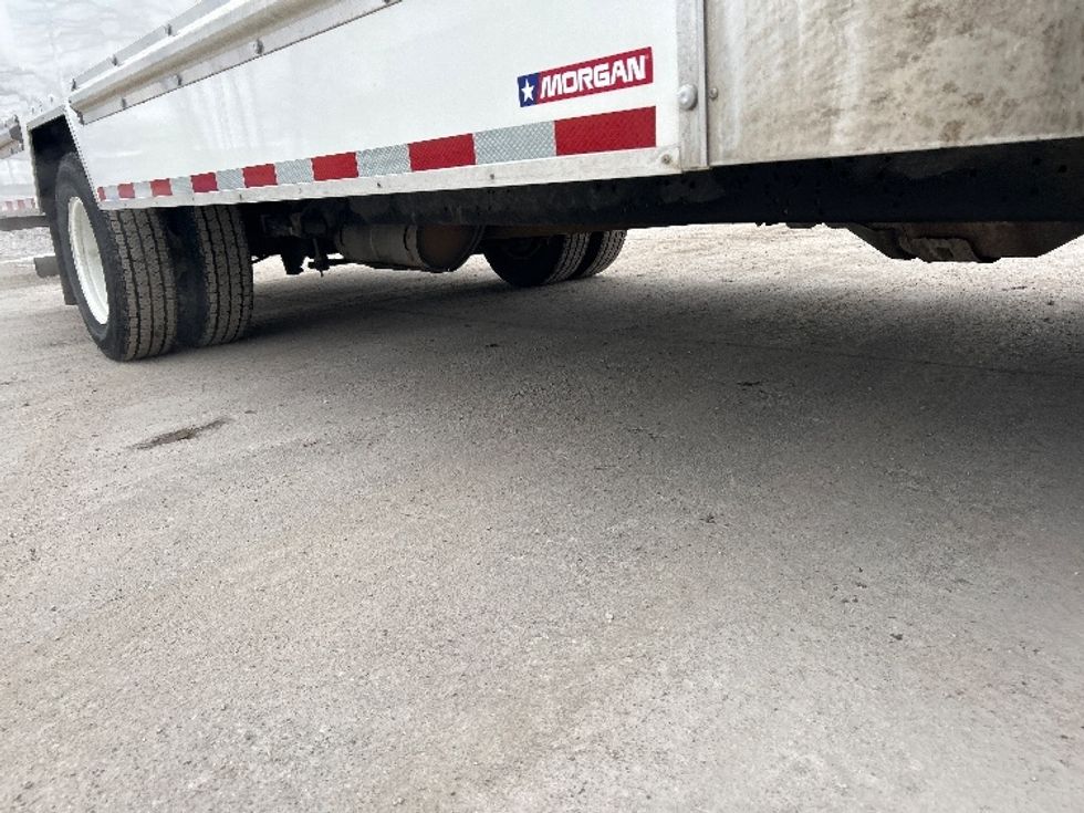 Light Duty Box Truck-Light and Medium Duty Trucks-Ford-2022-E350-Des Moines-IA-94,171\n\t\tmiles-$ 31,250 - Image 14