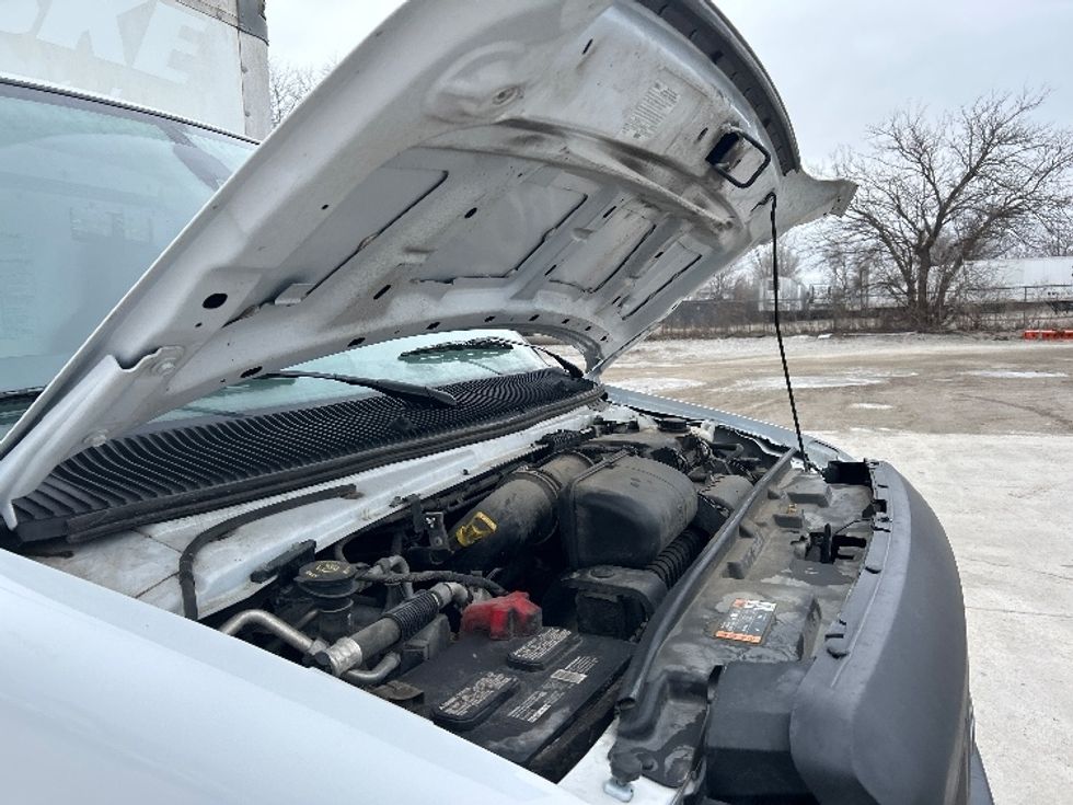 Light Duty Box Truck-Light and Medium Duty Trucks-Ford-2022-E350-Des Moines-IA-94,171\n\t\tmiles-$ 31,250 - Image 23