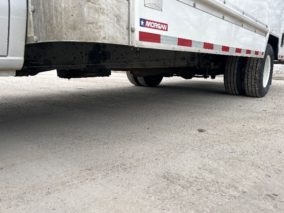 Light Duty Box Truck-Light and Medium Duty Trucks-Ford-2022-E350-Des Moines-IA-94,171\n\t\tmiles-$ 31,250 - Image 5