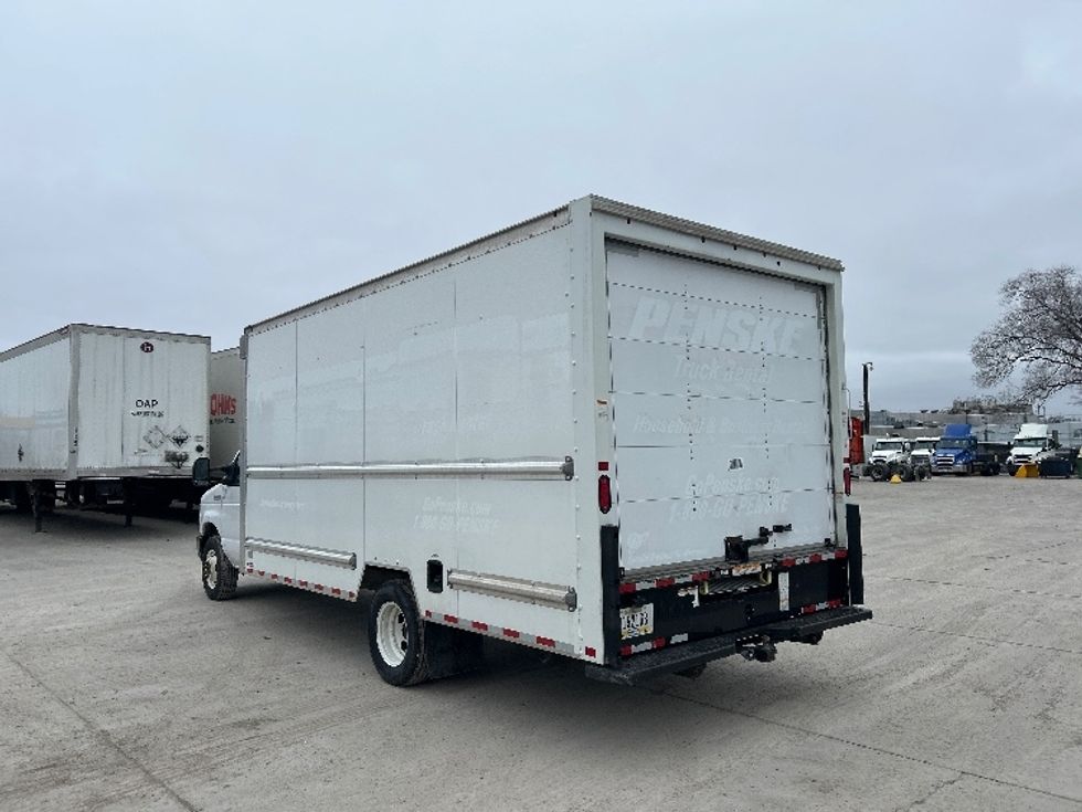 Light Duty Box Truck-Light and Medium Duty Trucks-Ford-2022-E350-Des Moines-IA-94,171\n\t\tmiles-$ 31,250 - Image 6