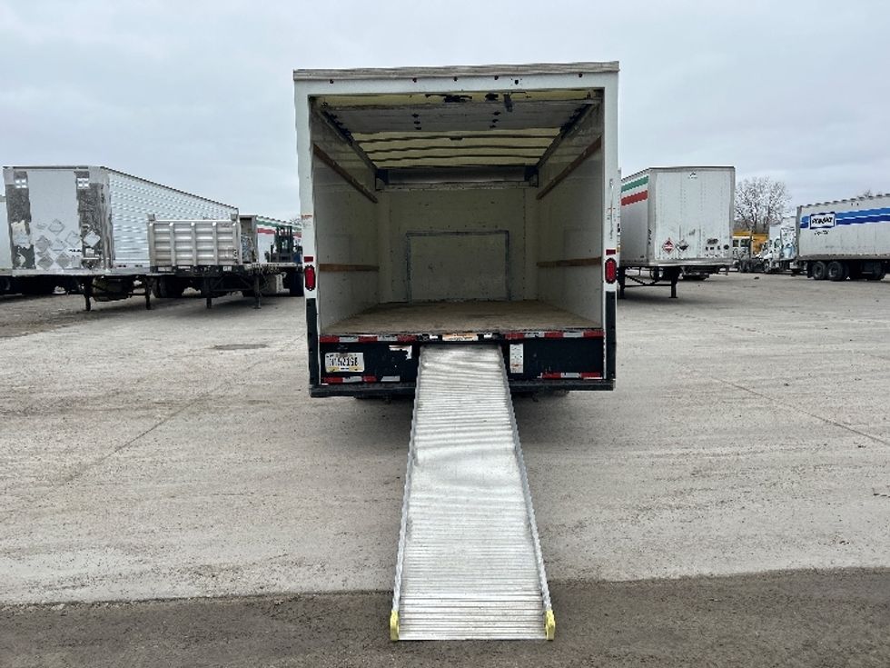 Light Duty Box Truck-Light and Medium Duty Trucks-Ford-2022-E350-Des Moines-IA-94,171\n\t\tmiles-$ 31,250 - Image 9