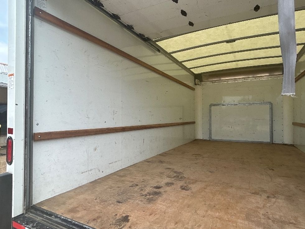 Light Duty Box Truck-Light and Medium Duty Trucks-Ford-2022-E350-Dothan-AL-80,535\n\t\tmiles-$ 34,500 - Image 10