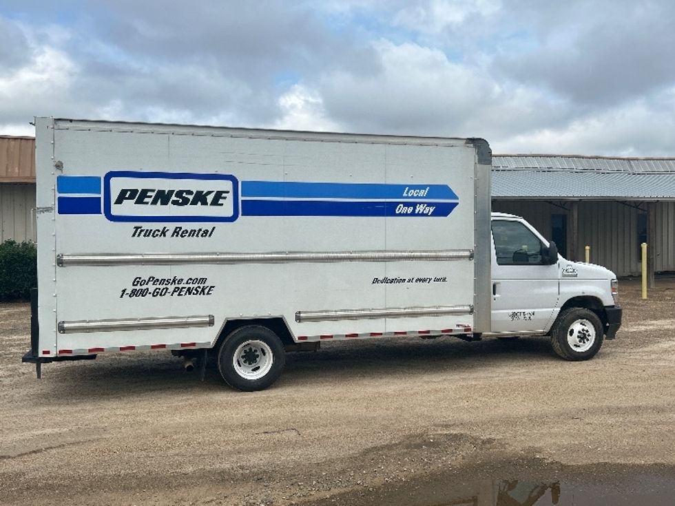 Light Duty Box Truck-Light and Medium Duty Trucks-Ford-2022-E350-Dothan-AL-80,535\n\t\tmiles-$ 34,500 - Image 14