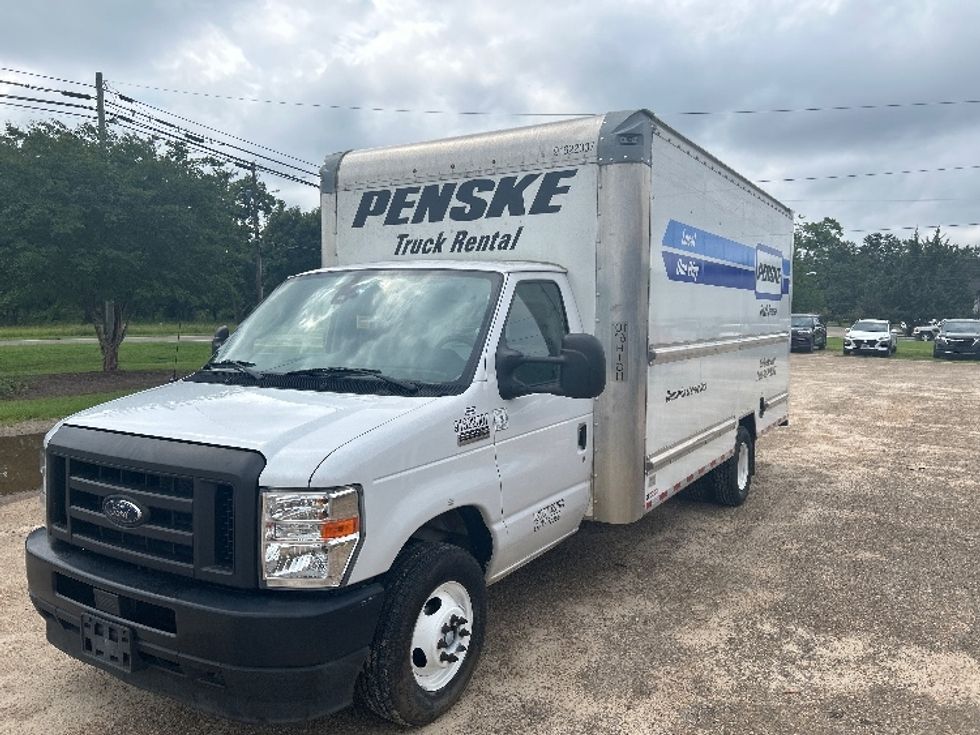 Light Duty Box Truck-Light and Medium Duty Trucks-Ford-2022-E350-Dothan-AL-80,535\n\t\tmiles-$ 34,500 - Image 3