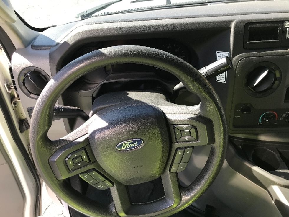 Light Duty Box Truck-Light and Medium Duty Trucks-Ford-2022-E350-Duluth-GA-59,943\n\t\tmiles-$ 43,250 - Image 16