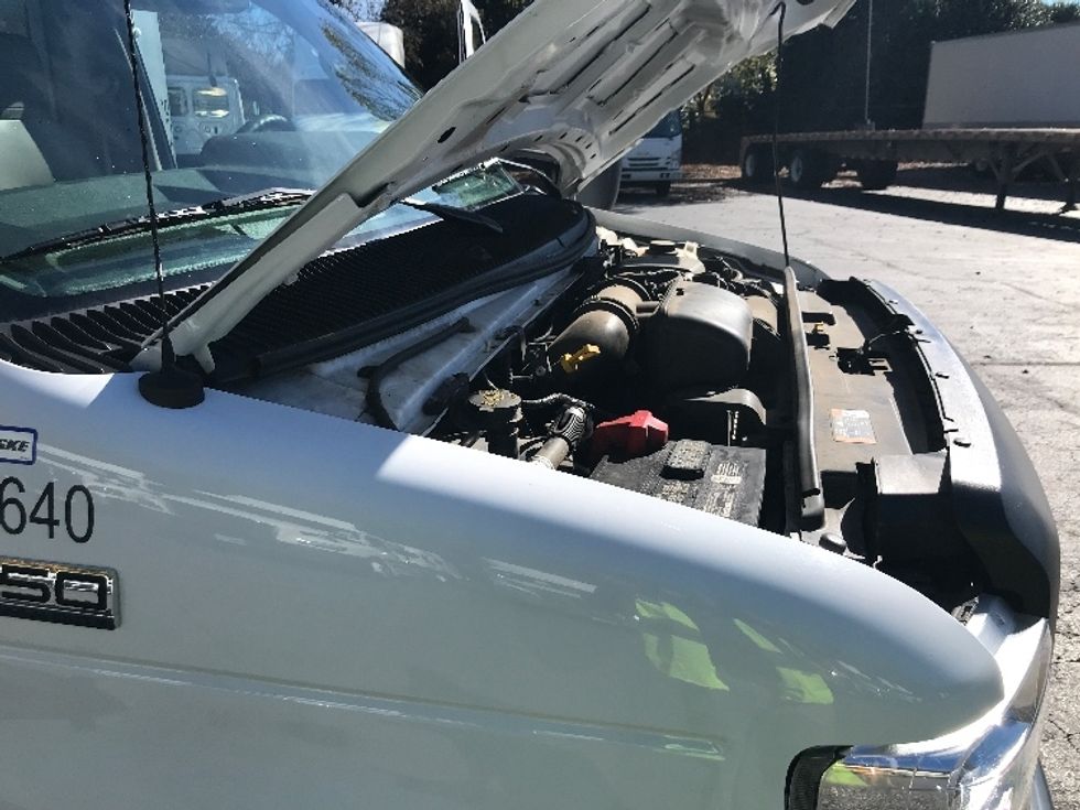 Light Duty Box Truck-Light and Medium Duty Trucks-Ford-2022-E350-Duluth-GA-59,943\n\t\tmiles-$ 43,250 - Image 21