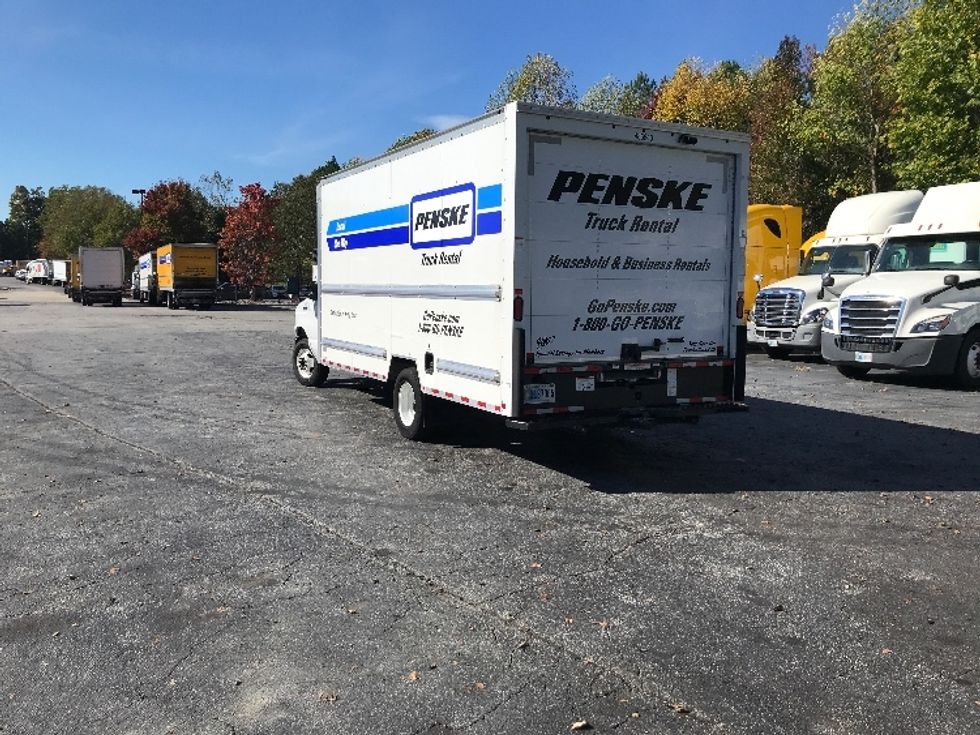 Light Duty Box Truck-Light and Medium Duty Trucks-Ford-2022-E350-Duluth-GA-59,943\n\t\tmiles-$ 43,250 - Image 5