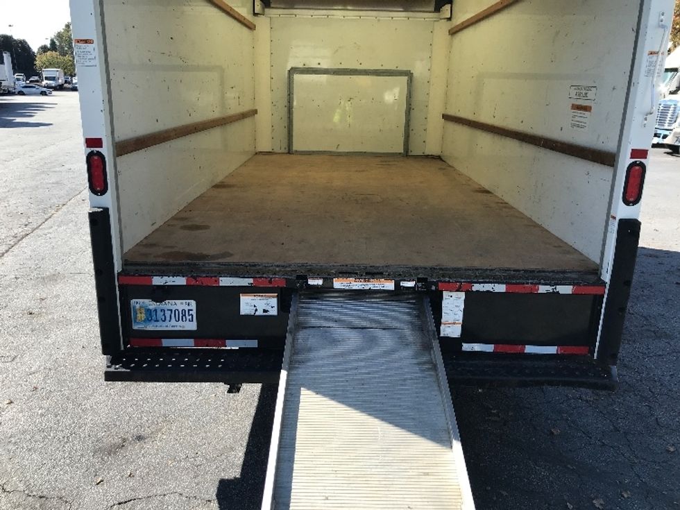 Light Duty Box Truck-Light and Medium Duty Trucks-Ford-2022-E350-Duluth-GA-59,943\n\t\tmiles-$ 43,250 - Image 9