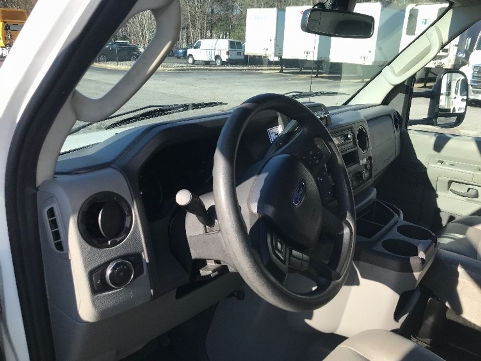 Light Duty Box Truck-Light and Medium Duty Trucks-Ford-2022-E350-Duluth-GA-83,645\n\t\tmiles-$ 40,250 - Image 17