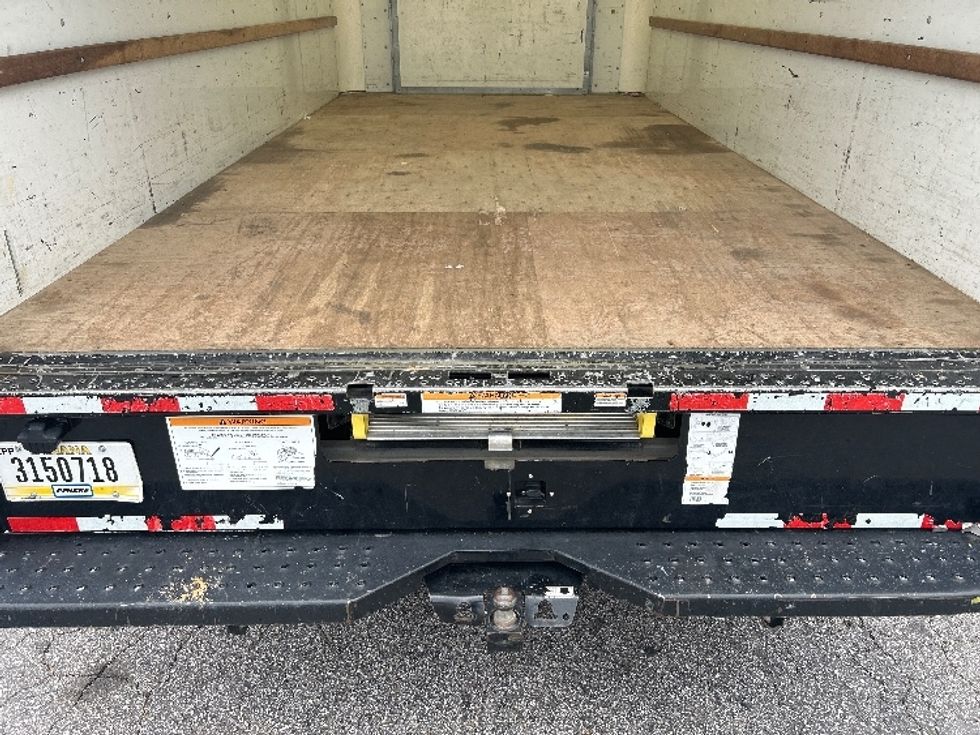 Light Duty Box Truck-Light and Medium Duty Trucks-Ford-2022-E350-Duluth-GA-92,106\n\t\tmiles-$ 30,000 - Image 10