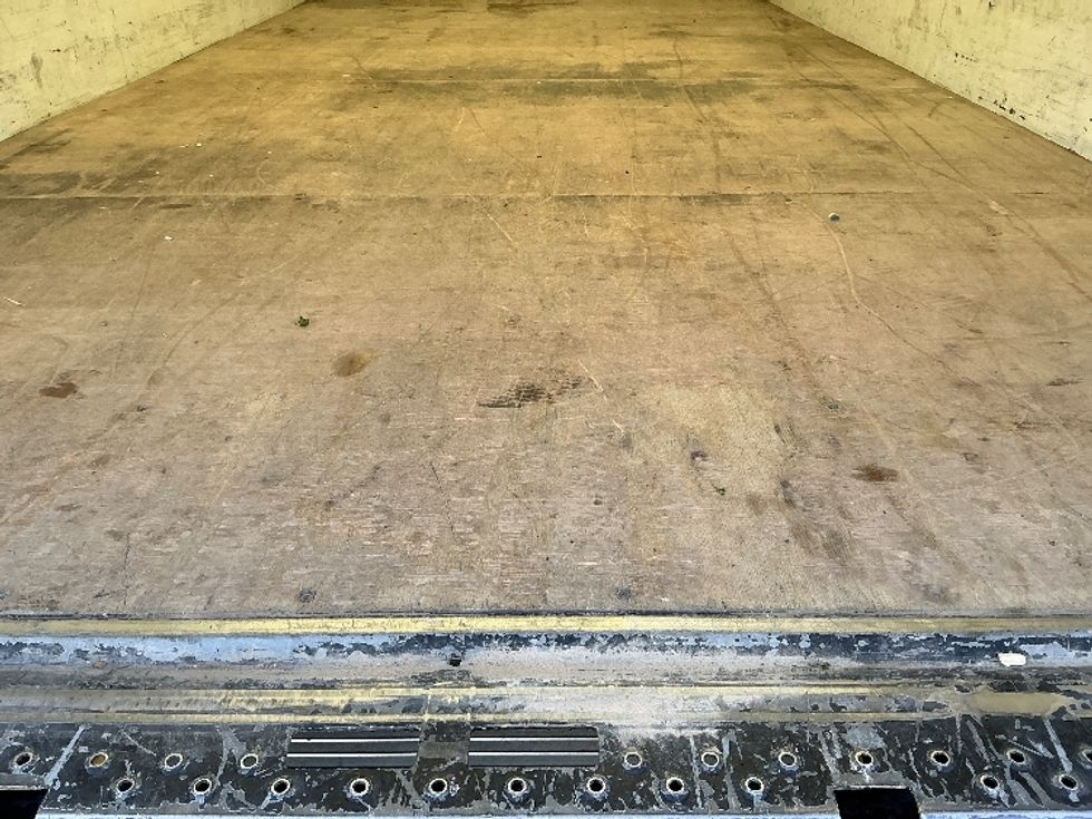 Light Duty Box Truck-Light and Medium Duty Trucks-Ford-2022-E350-Earth City-MO-122,708\n\t\tmiles-$ 24,750 - Image 10