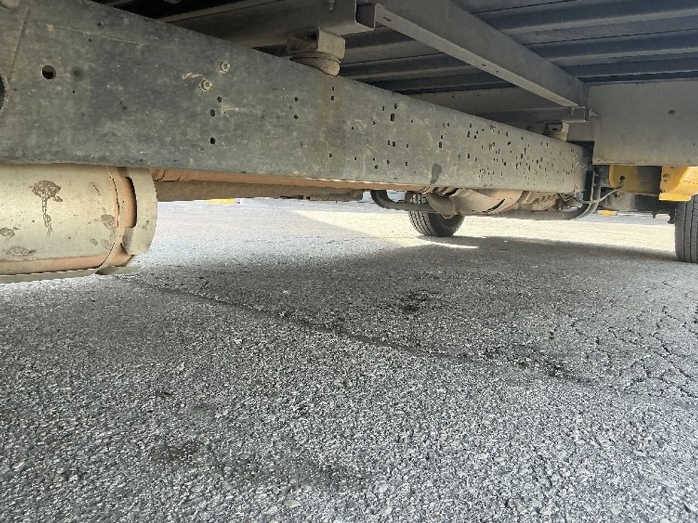 Light Duty Box Truck-Light and Medium Duty Trucks-Ford-2022-E350-Earth City-MO-122,708\n\t\tmiles-$ 24,750 - Image 14