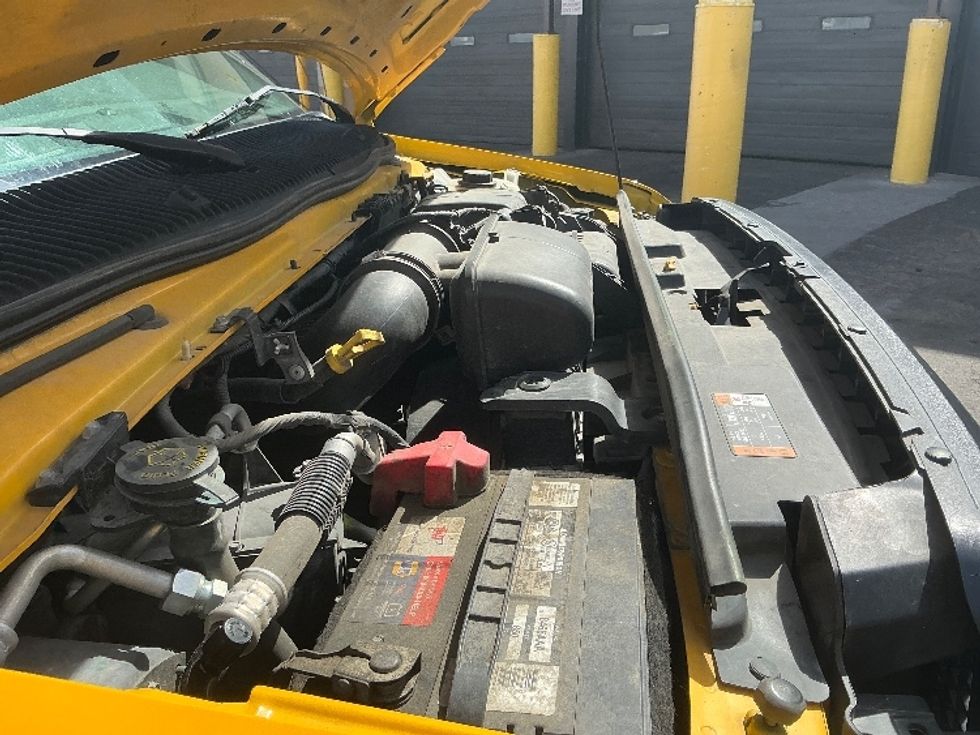 Light Duty Box Truck-Light and Medium Duty Trucks-Ford-2022-E350-Earth City-MO-122,708\n\t\tmiles-$ 24,750 - Image 23