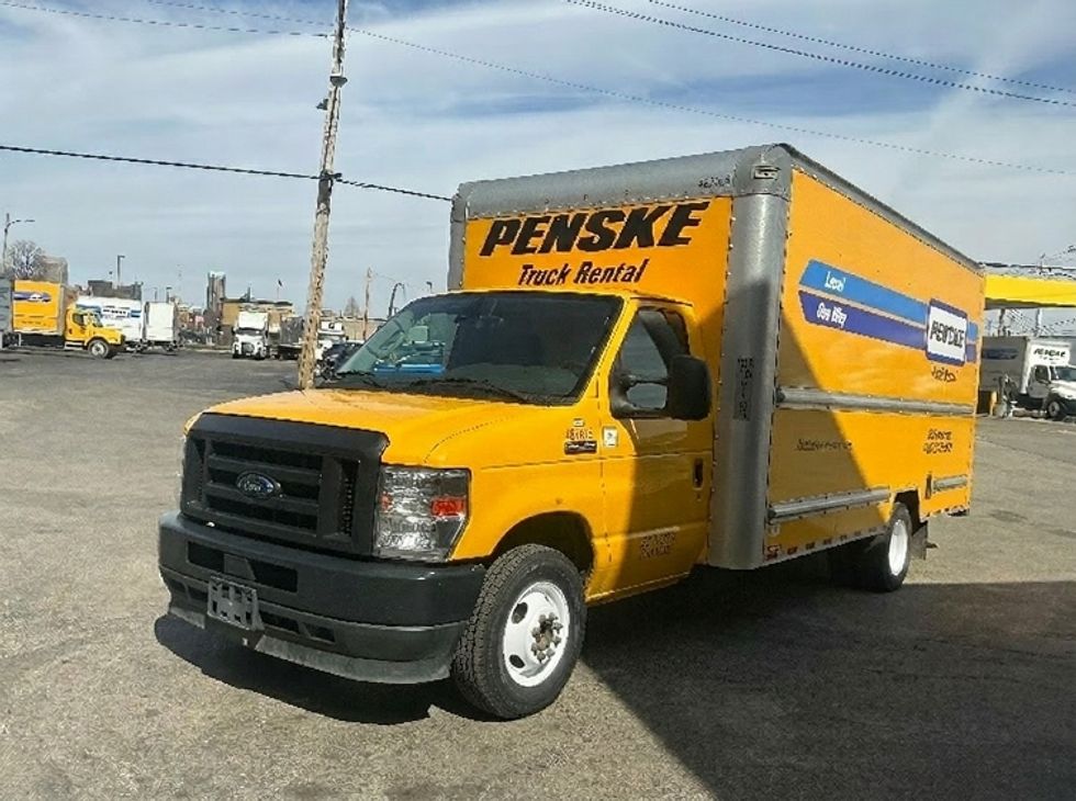 Light Duty Box Truck-Light and Medium Duty Trucks-Ford-2022-E350-Earth City-MO-122,708\n\t\tmiles-$ 24,750 - Image 3
