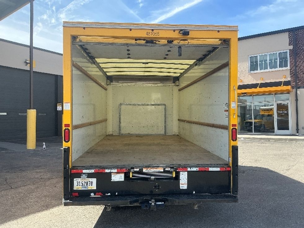 Light Duty Box Truck-Light and Medium Duty Trucks-Ford-2022-E350-Earth City-MO-122,708\n\t\tmiles-$ 24,750 - Image 8