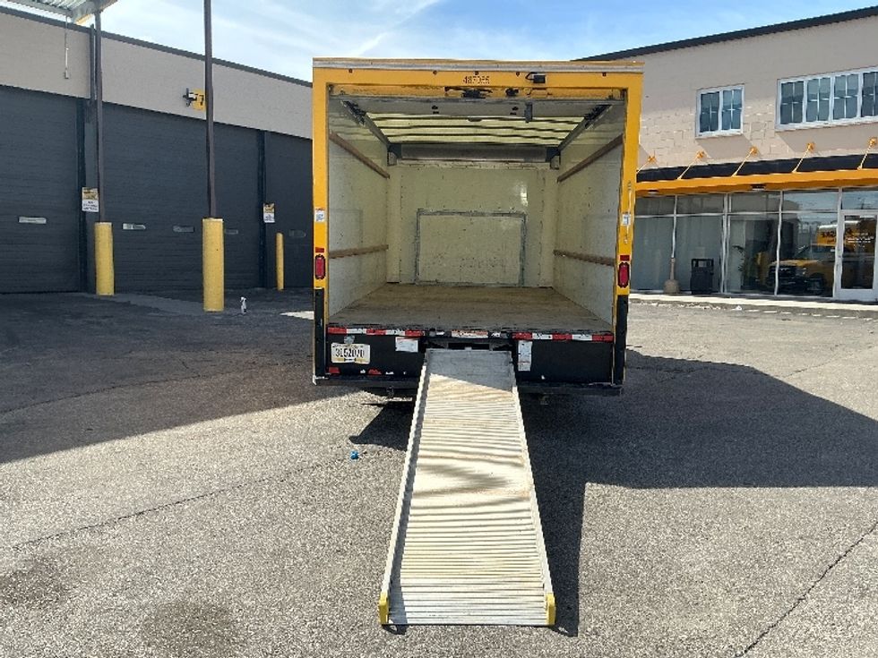 Light Duty Box Truck-Light and Medium Duty Trucks-Ford-2022-E350-Earth City-MO-122,708\n\t\tmiles-$ 24,750 - Image 9