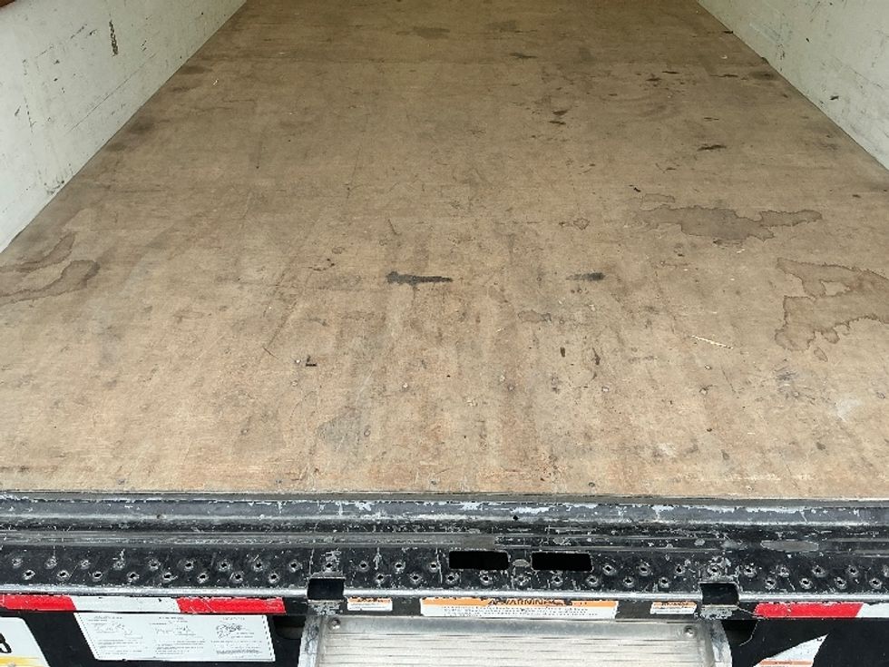 Light Duty Box Truck-Light and Medium Duty Trucks-Ford-2022-E350-Earth City-MO-148,920\n\t\tmiles-$ 23,000 - Image 10