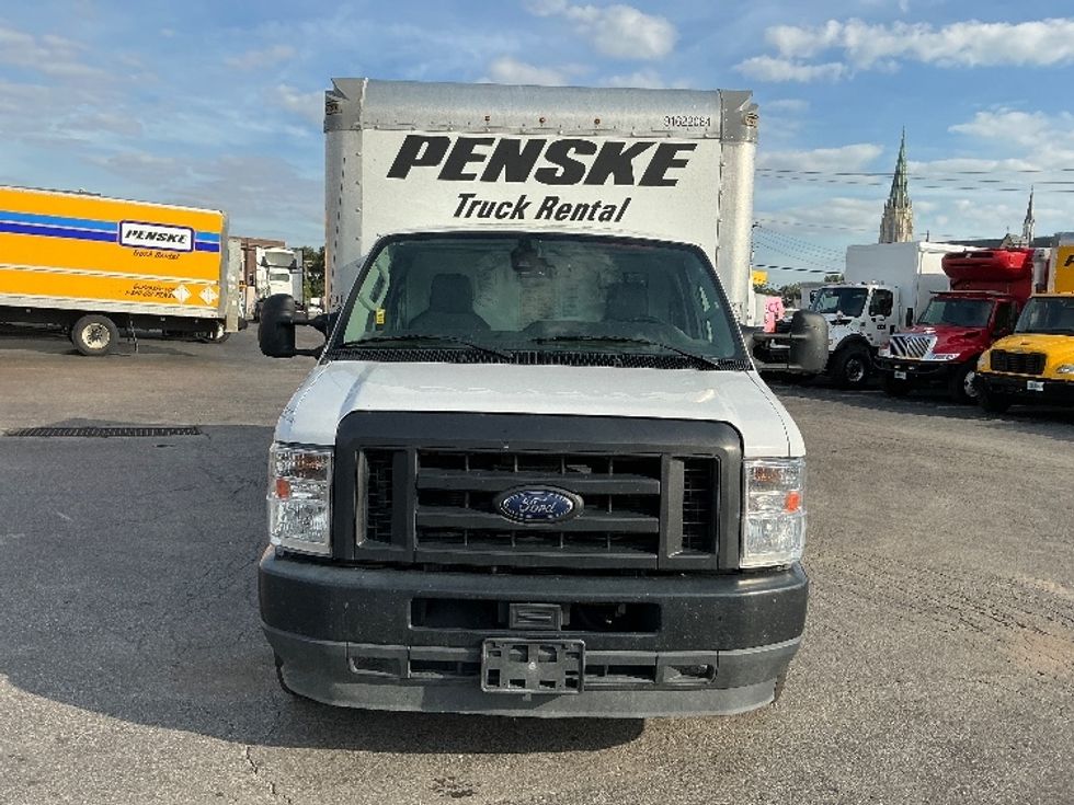 Light Duty Box Truck-Light and Medium Duty Trucks-Ford-2022-E350-Earth City-MO-148,920\n\t\tmiles-$ 23,000 - Image 2