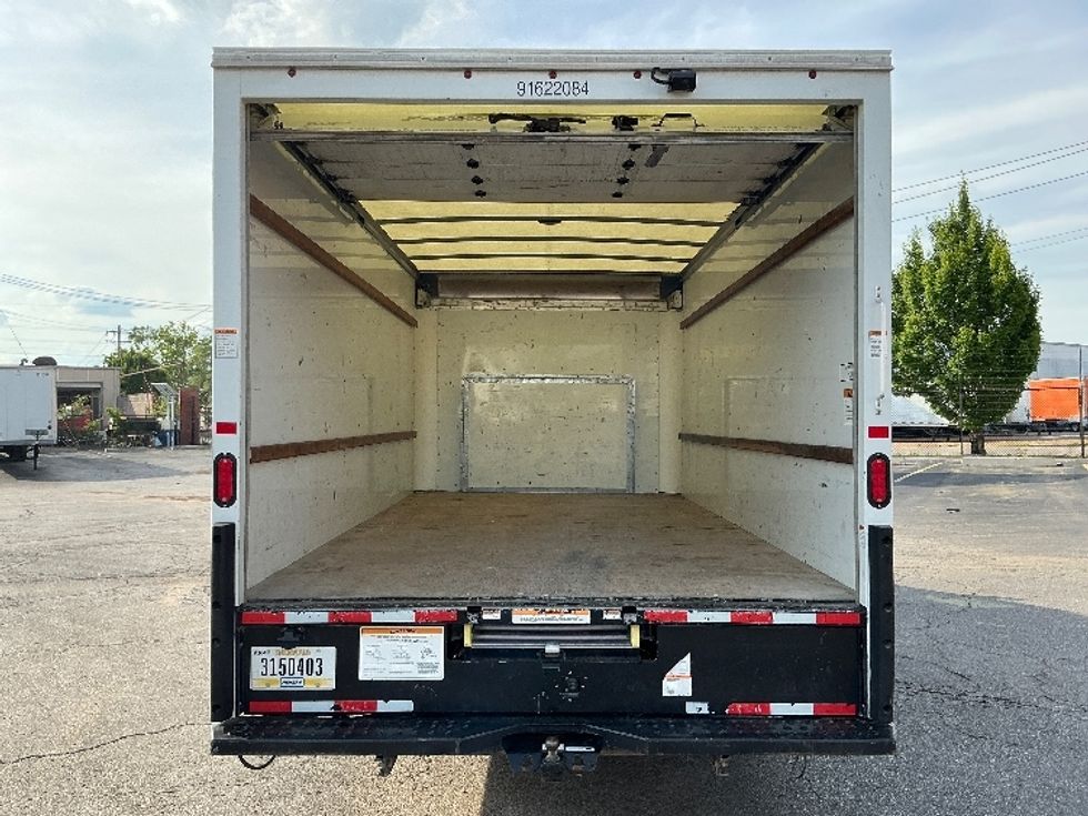 Light Duty Box Truck-Light and Medium Duty Trucks-Ford-2022-E350-Earth City-MO-148,920\n\t\tmiles-$ 23,000 - Image 8