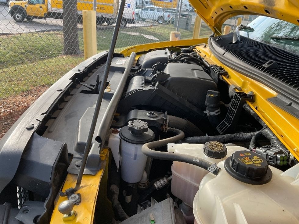 Light Duty Box Truck-Light and Medium Duty Trucks-Ford-2022-E350-Earth City-MO-94,004\n\t\tmiles-$ 28,250 - Image 24