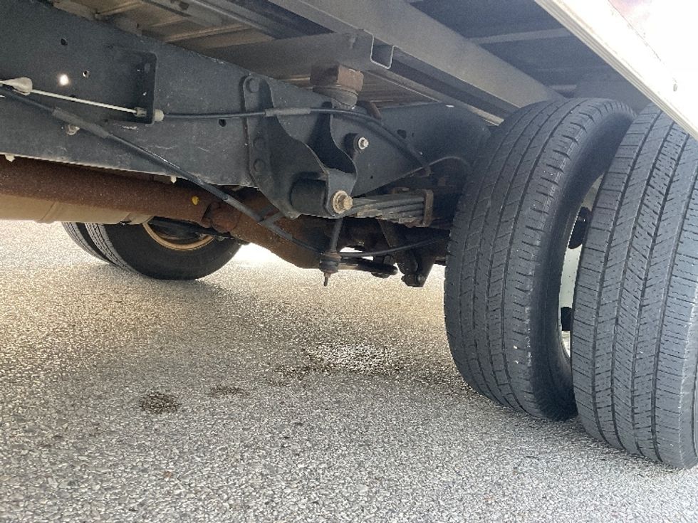 Light Duty Box Truck-Light and Medium Duty Trucks-Ford-2022-E350-Earth City-MO-94,004\n\t\tmiles-$ 28,250 - Image 5