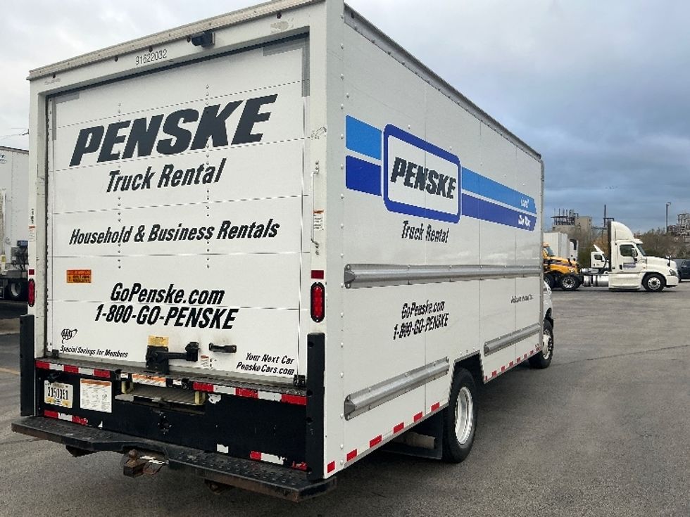 Light Duty Box Truck-Light and Medium Duty Trucks-Ford-2022-E350-East Chicago-IN-101,730\n\t\tmiles-$ 31,500 - Image 13