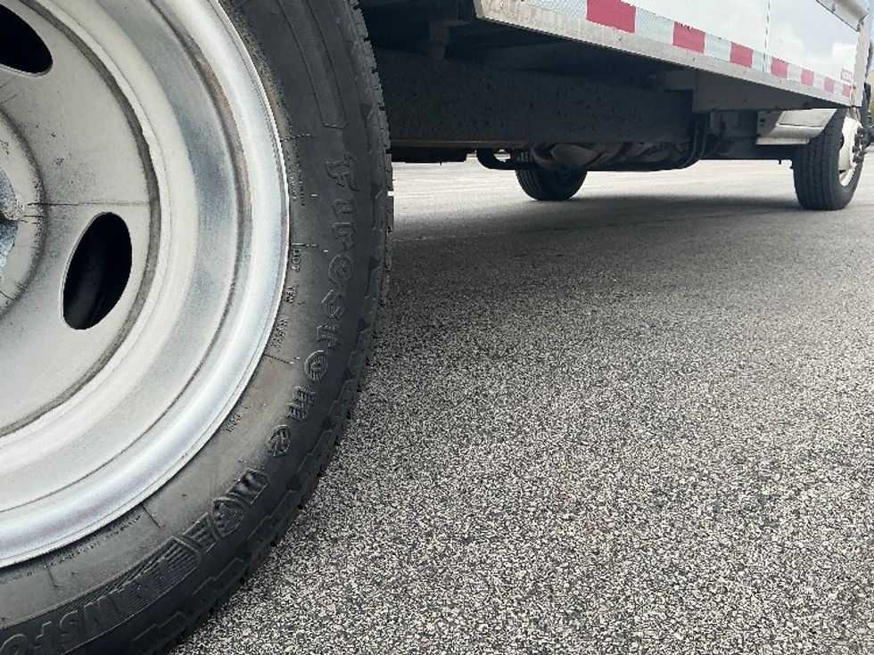 Light Duty Box Truck-Light and Medium Duty Trucks-Ford-2022-E350-East Chicago-IN-101,730\n\t\tmiles-$ 31,500 - Image 14