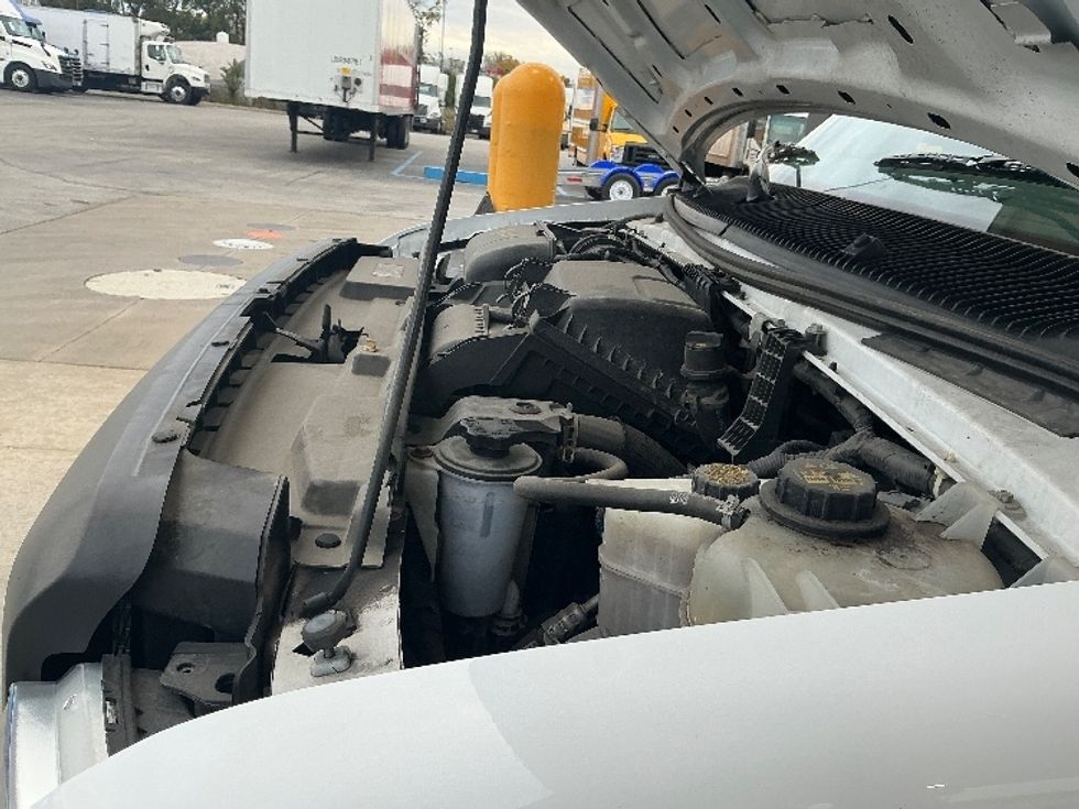 Light Duty Box Truck-Light and Medium Duty Trucks-Ford-2022-E350-East Chicago-IN-101,730\n\t\tmiles-$ 31,500 - Image 24