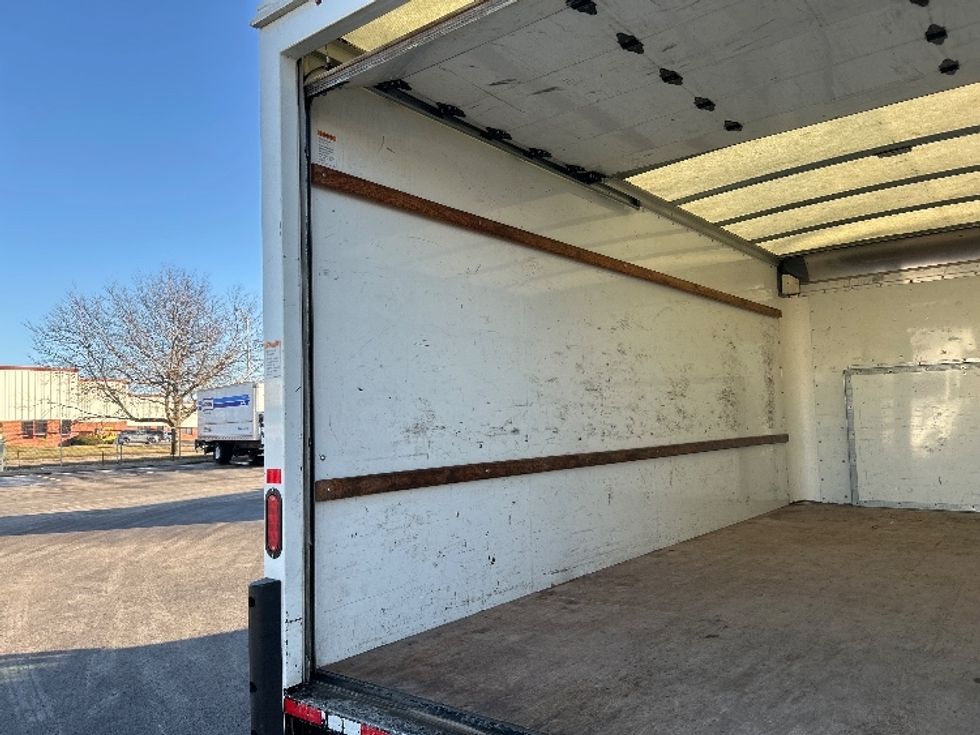 Light Duty Box Truck-Light and Medium Duty Trucks-Ford-2022-E350-East Chicago-IN-102,313\n\t\tmiles-$ 31,000 - Image 11