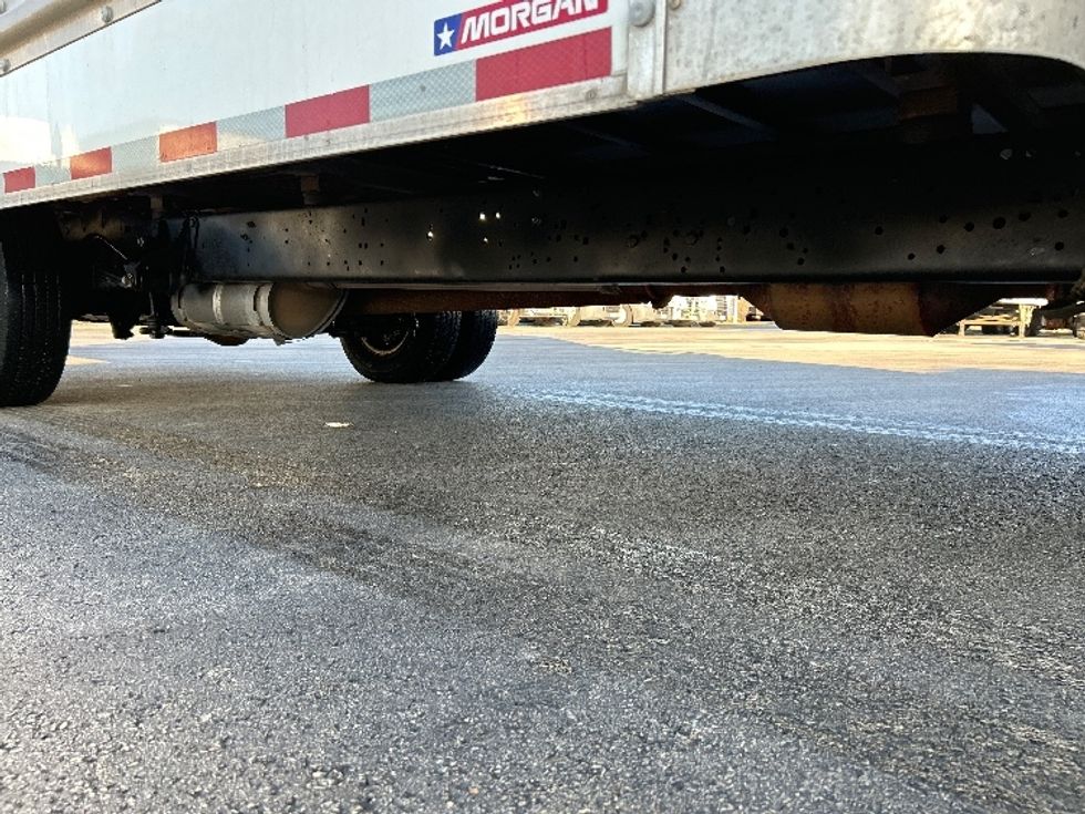 Light Duty Box Truck-Light and Medium Duty Trucks-Ford-2022-E350-East Chicago-IN-102,313\n\t\tmiles-$ 31,000 - Image 14