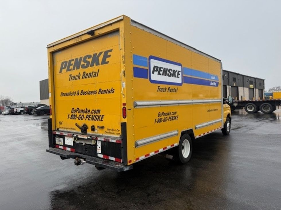 Light Duty Box Truck-Light and Medium Duty Trucks-Ford-2022-E350-East Chicago-IN-115,651\n\t\tmiles-$ 25,750 - Image 13