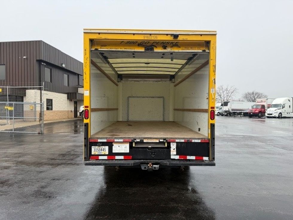 Light Duty Box Truck-Light and Medium Duty Trucks-Ford-2022-E350-East Chicago-IN-115,651\n\t\tmiles-$ 25,750 - Image 8
